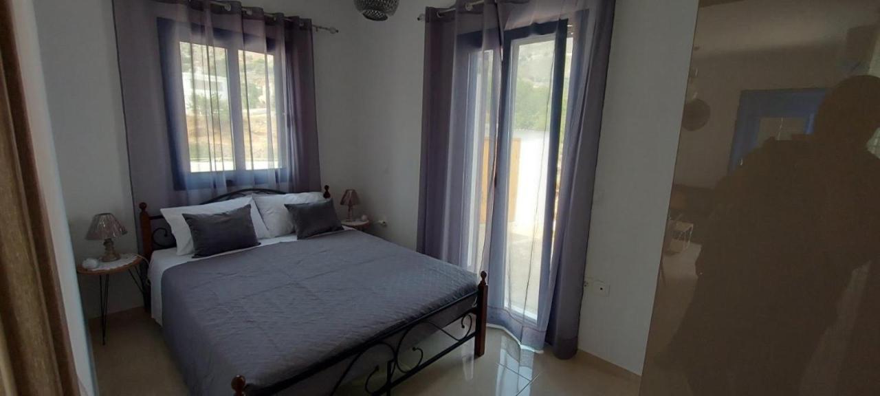 Dionysia Apartments Livadia  Exterior photo