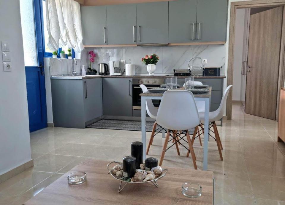 Dionysia Apartments Livadia  Exterior photo